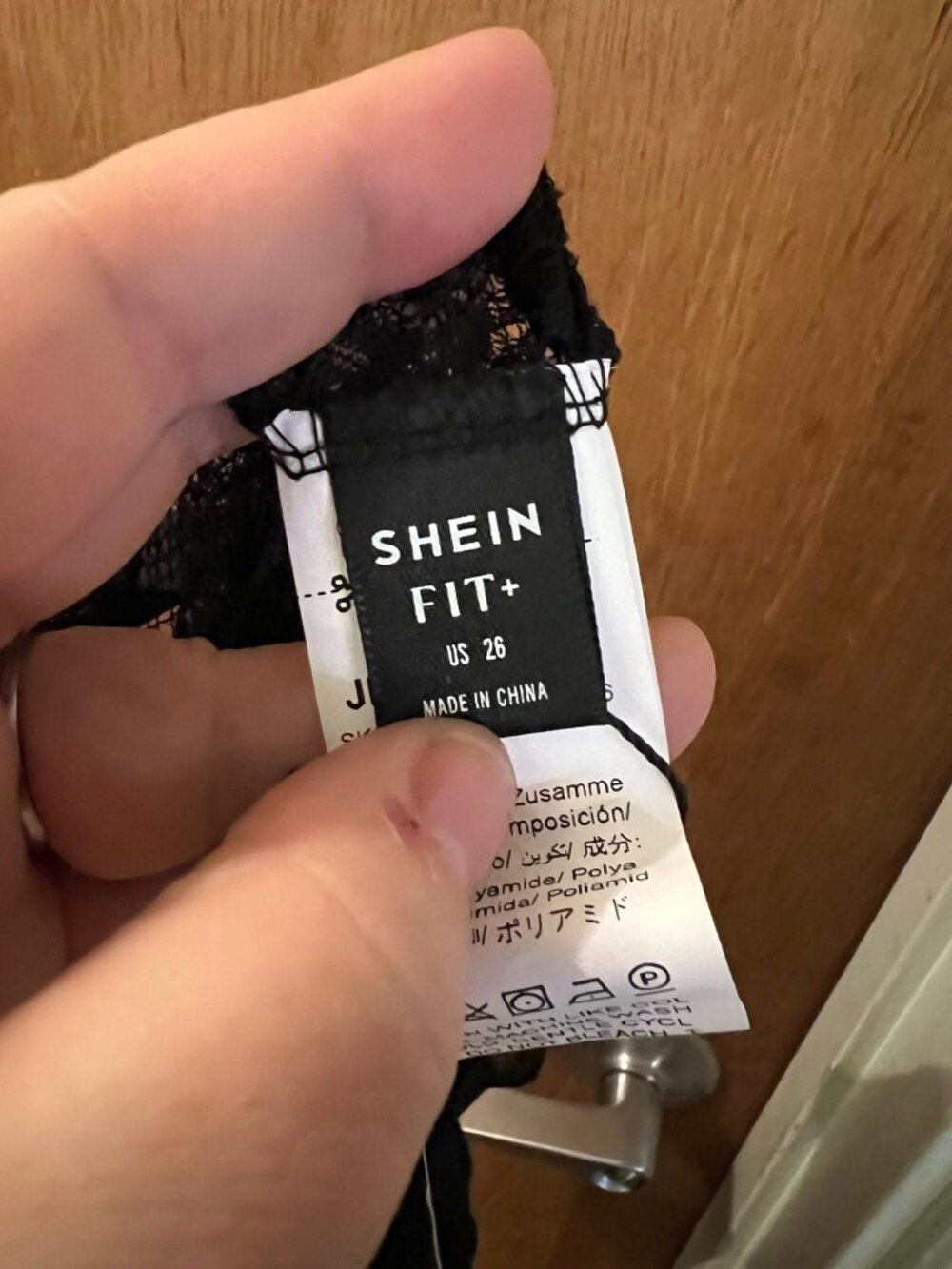Size 26 - Shein - NWT - Black Lace Shorts - Picture 2 of 8